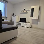 Tuwima 2 Apartment